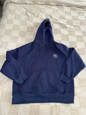 Wilo‎ the Label Wellness Club pullover hoodie size M